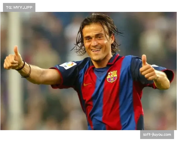 恩里克坐镇看台冷静观战称高位视角助于全面发现球队问题